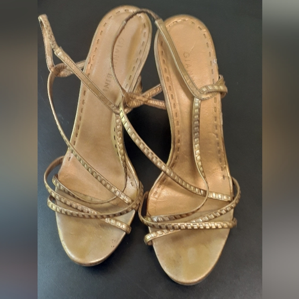 Elegant Gold Strappy Sandals